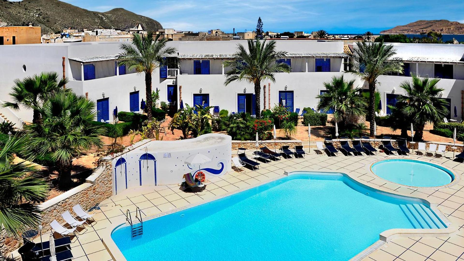 Resort Cala La Luna Favignana Eksteriør billede